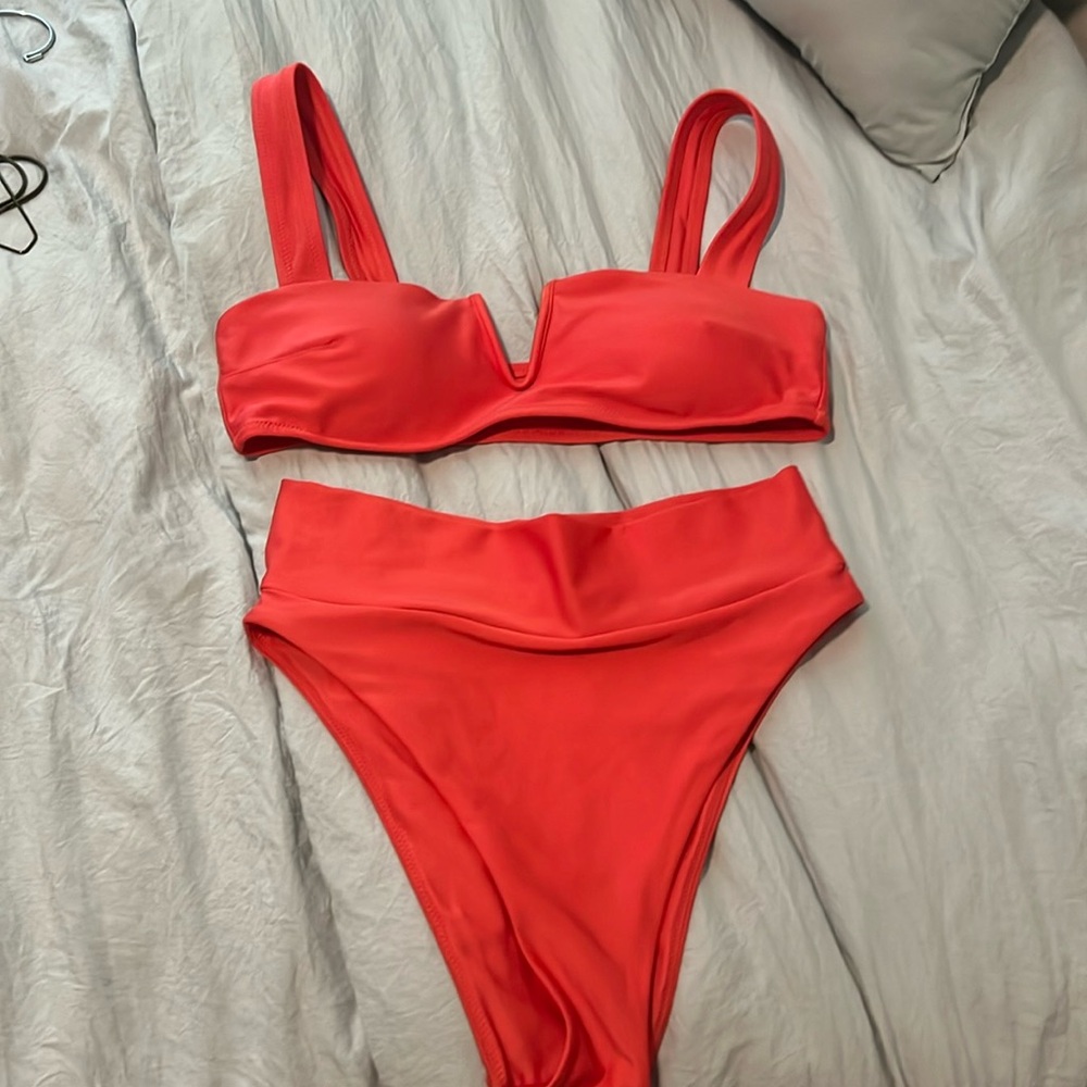 Aerie women’s coral high waisted two peice swim suit size small